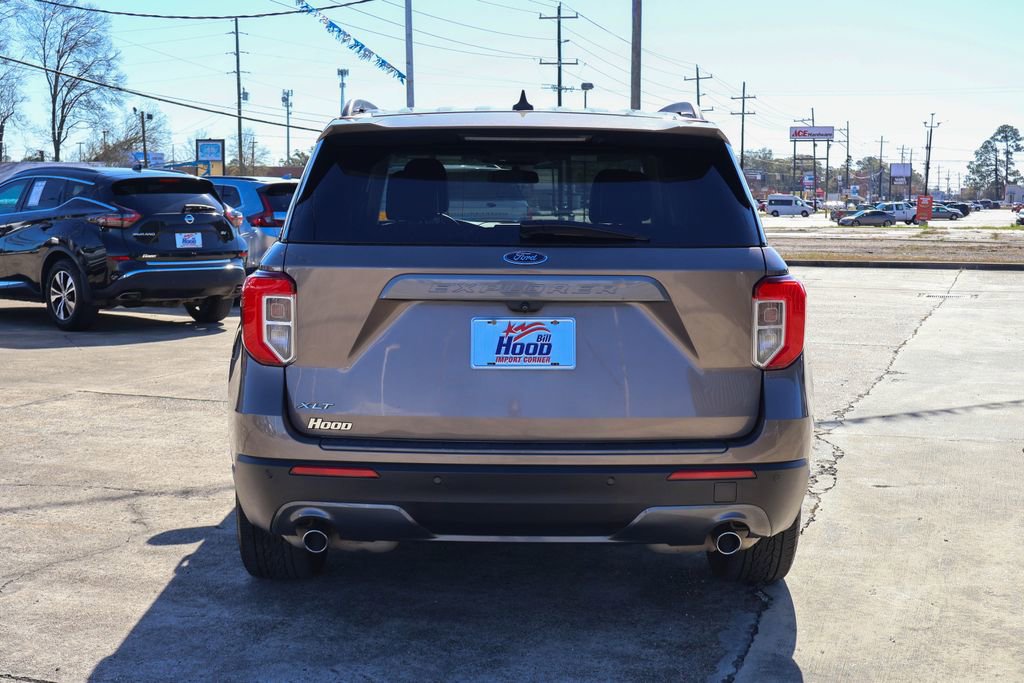 Used 2021 Ford Explorer XLT w/ Equipment Group 202A image 18