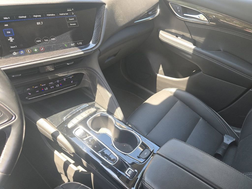 Used 2023 Buick Envision Essence FWD image 28