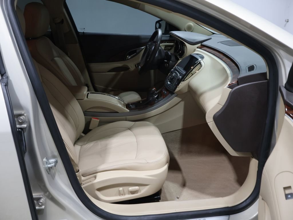 Used 2012 Buick LaCrosse Premium image 22