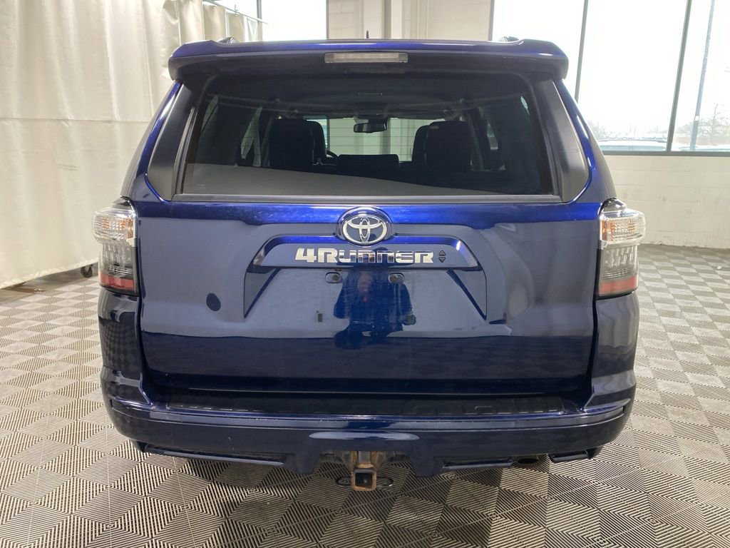 Used 2022 Toyota 4Runner TRD Sport AWD/4WD image 11