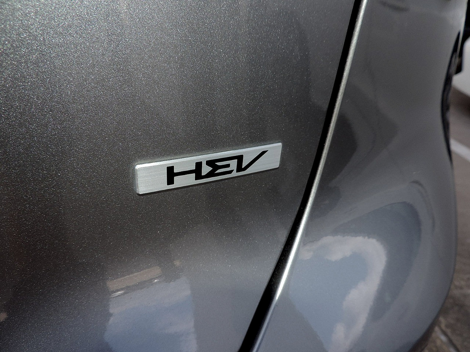 Used 2024 Kia Niro LX FWD image 16