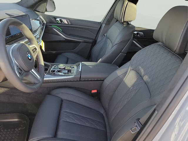 New 2026 BMW X7 M60i w/ Climate Comfort Package AWD/4WD image 19