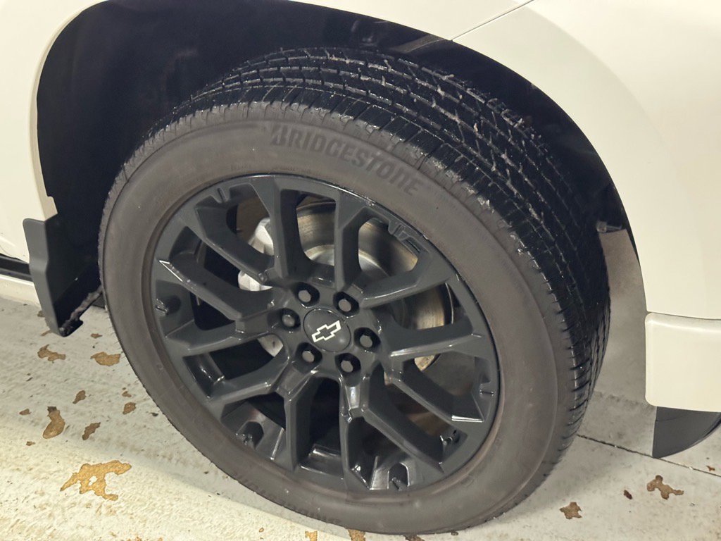 Used 2025 Chevrolet Silverado 1500 High Country image 4