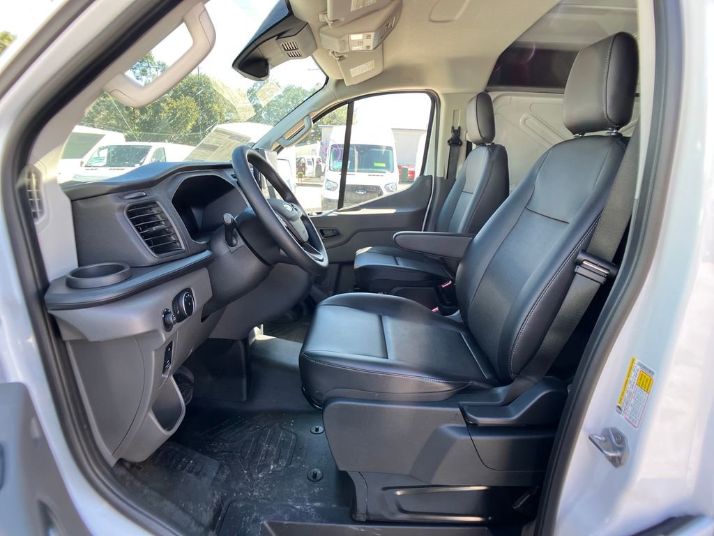 New 2026 Ford Transit 150 Low Roof image 27