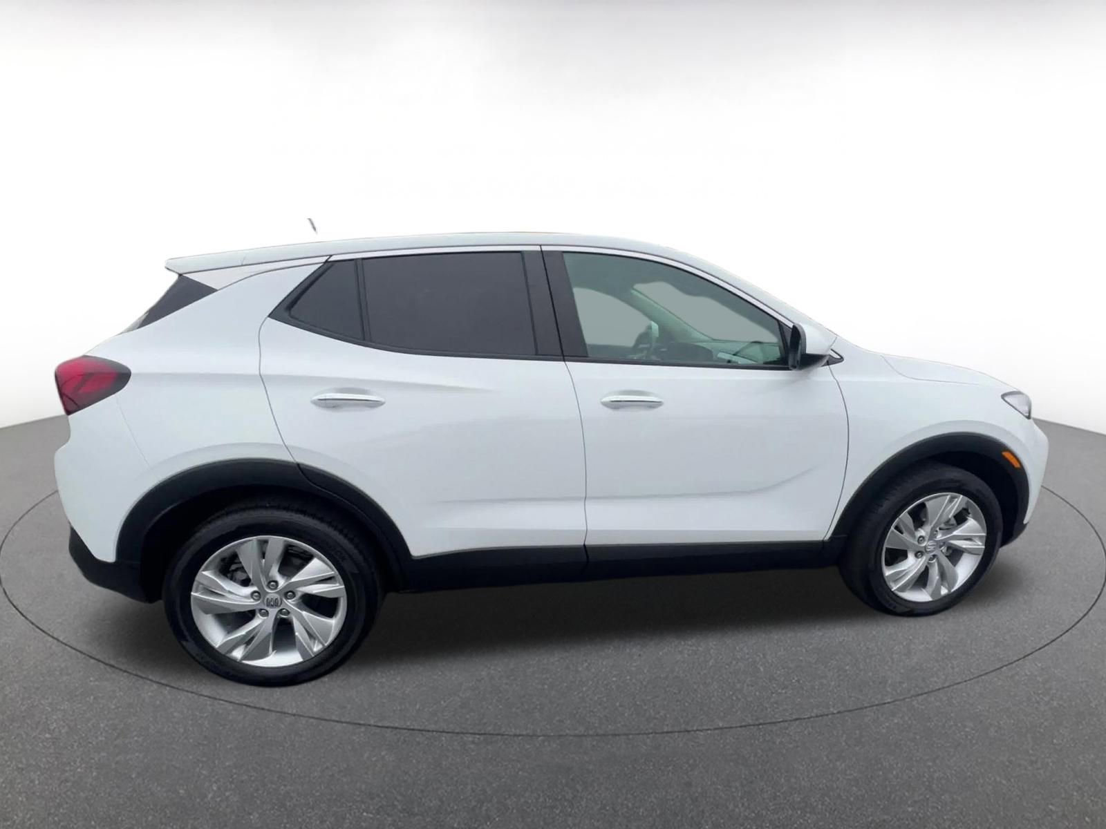 Used 2025 Buick Encore GX Preferred image 16