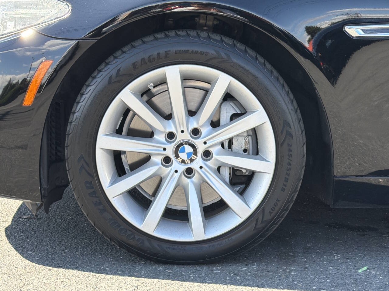 Used 2014 BMW 535i Sedan RWD image 2