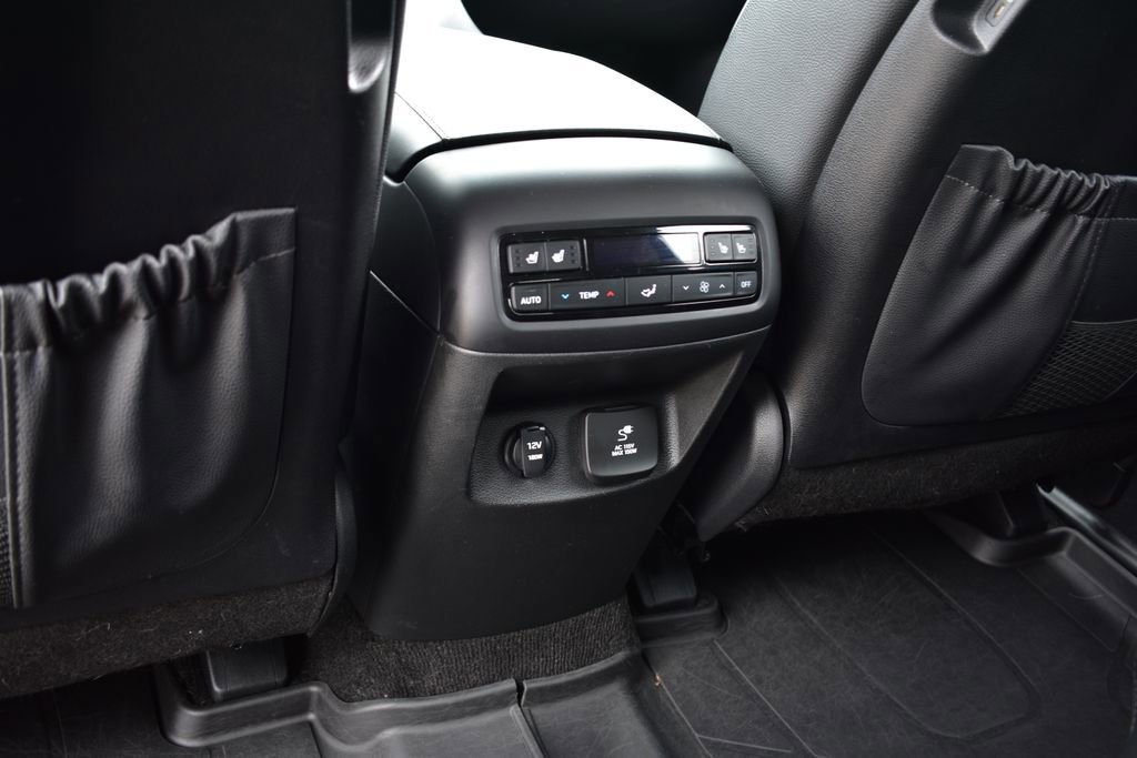Used 2023 Hyundai Palisade Limited FWD image 24
