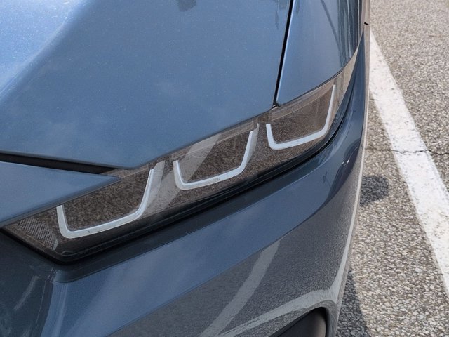 Used 2024 Ford Mustang Premium image 5