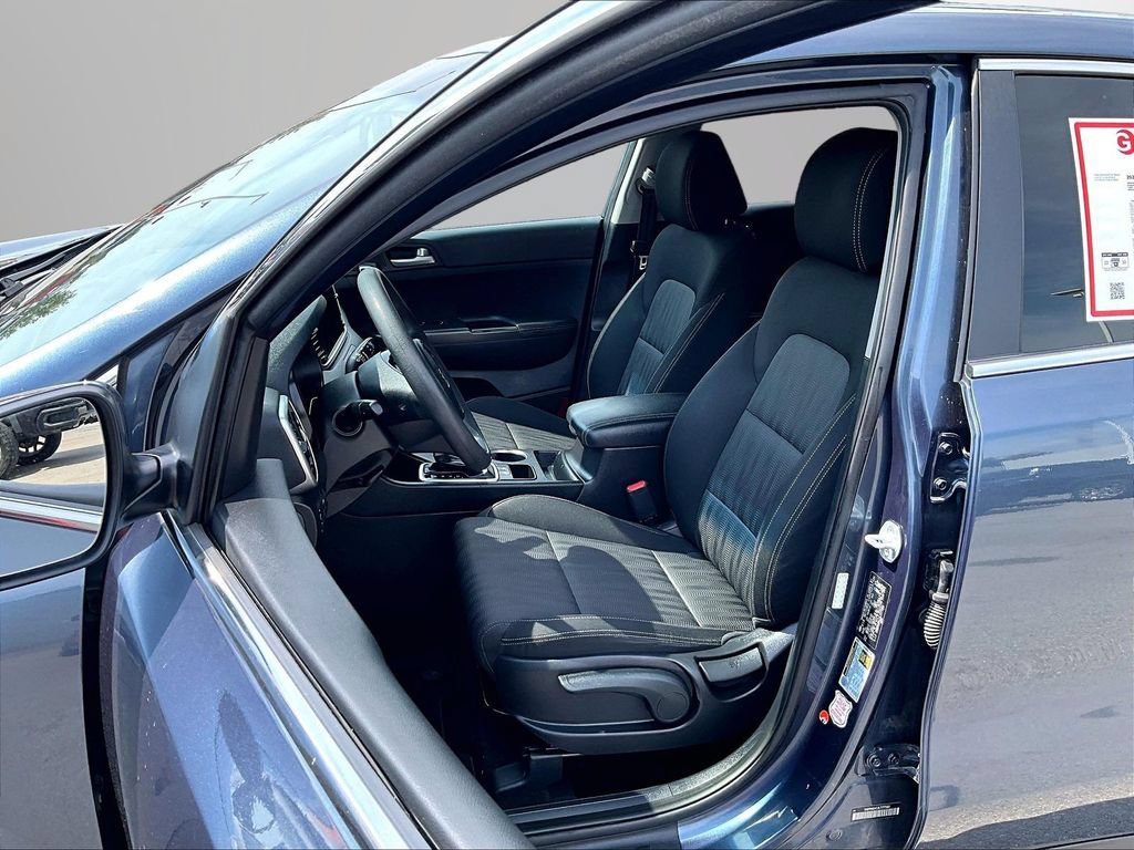 Used 2020 Kia Sportage LX FWD image 25