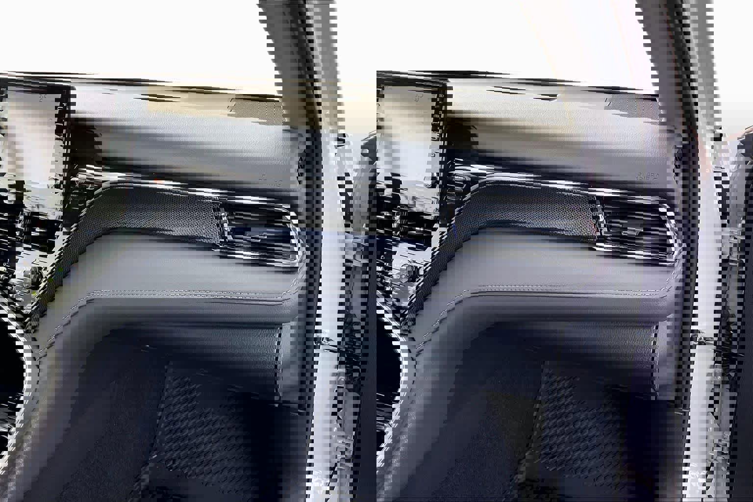 Used 2024 Toyota Camry XSE image 19