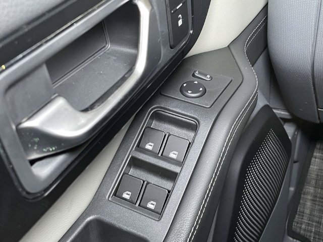 Used 2024 INEOS Grenadier Station Wagon AWD/4WD image 42
