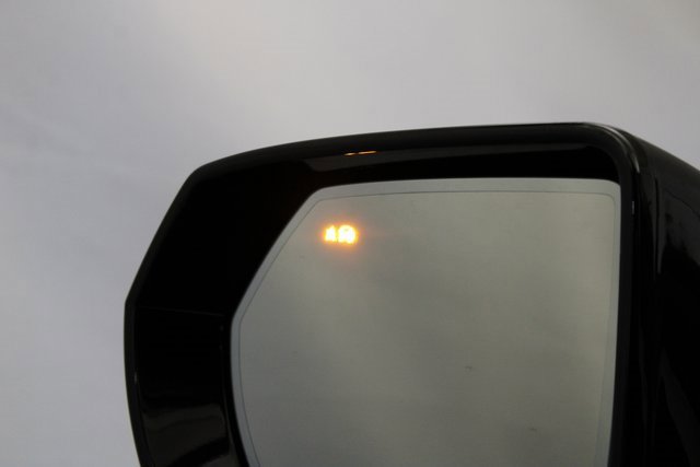 New 2026 Cadillac Escalade ESV Luxury w/ Touring Package image 32