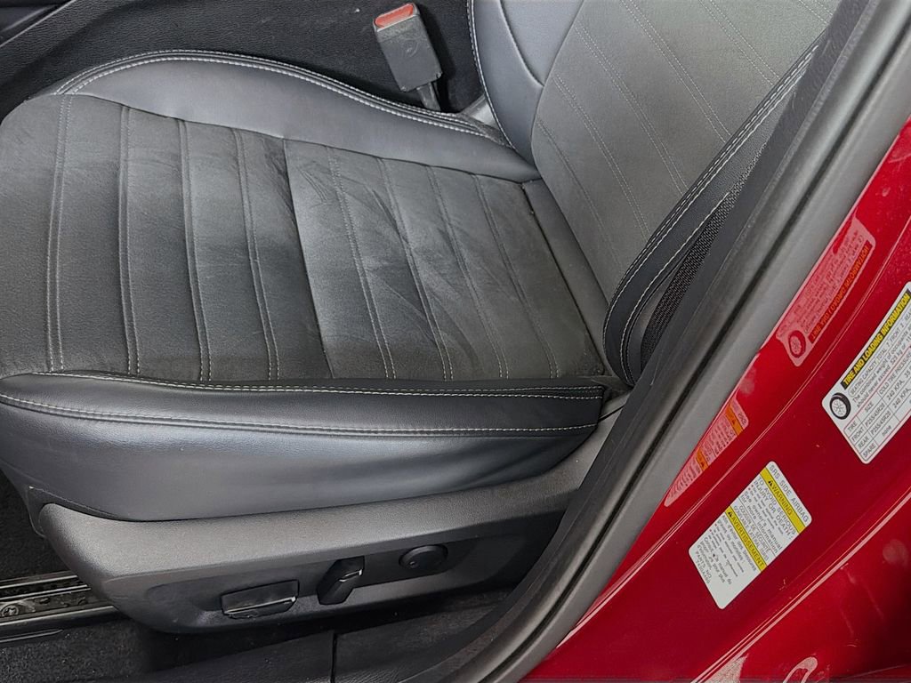 Used 2024 Mitsubishi Outlander SE Black Edition image 22