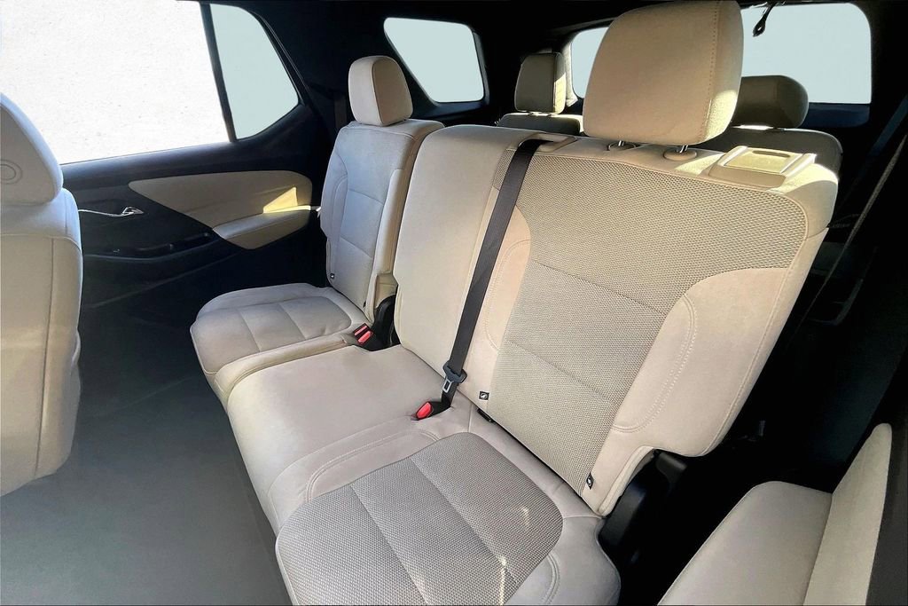 Used 2023 Chevrolet Traverse LS w/ Safety Package image 22
