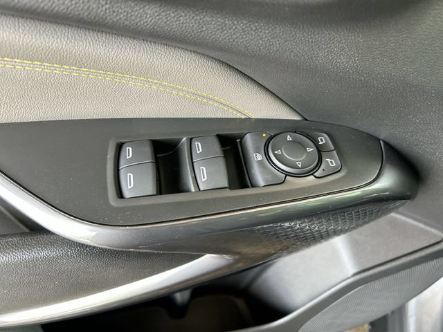 New 2026 Chevrolet Trax ACTIV w/ Sunroof Package FWD image 22