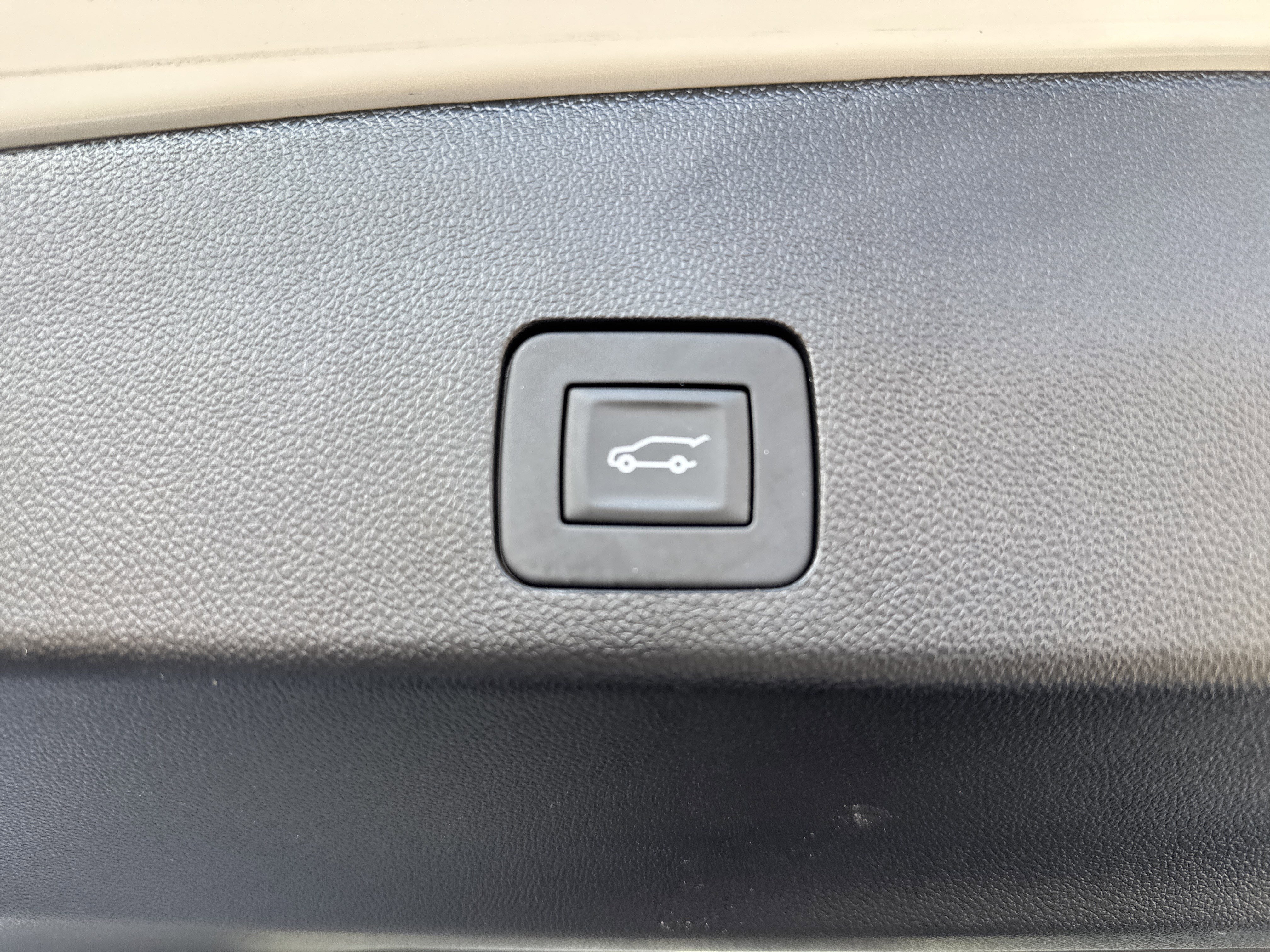 Used 2026 Buick Encore GX Sport Touring w/ Comfort Package image 33