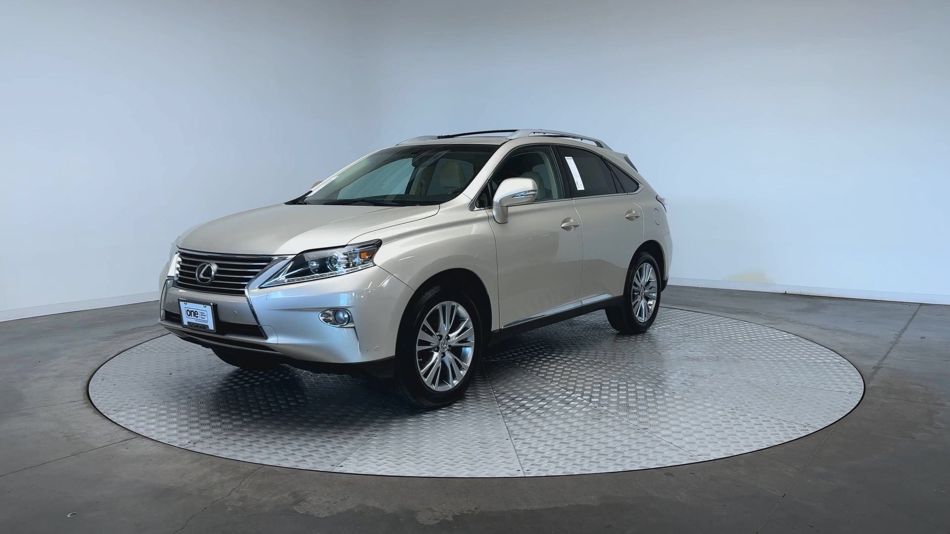 Used 2013 Lexus RX 350 AWD w/ Navigation Pkg image 4