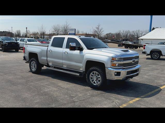 Used 2019 Chevrolet Silverado 2500 LTZ w/ Duramax Plus Package AWD/4WD image 29