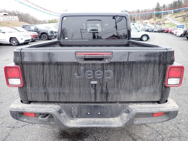 Used 2024 Jeep Gladiator Sport image 4