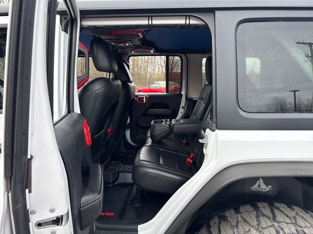 Used 2018 Jeep Wrangler Unlimited Sahara image 37