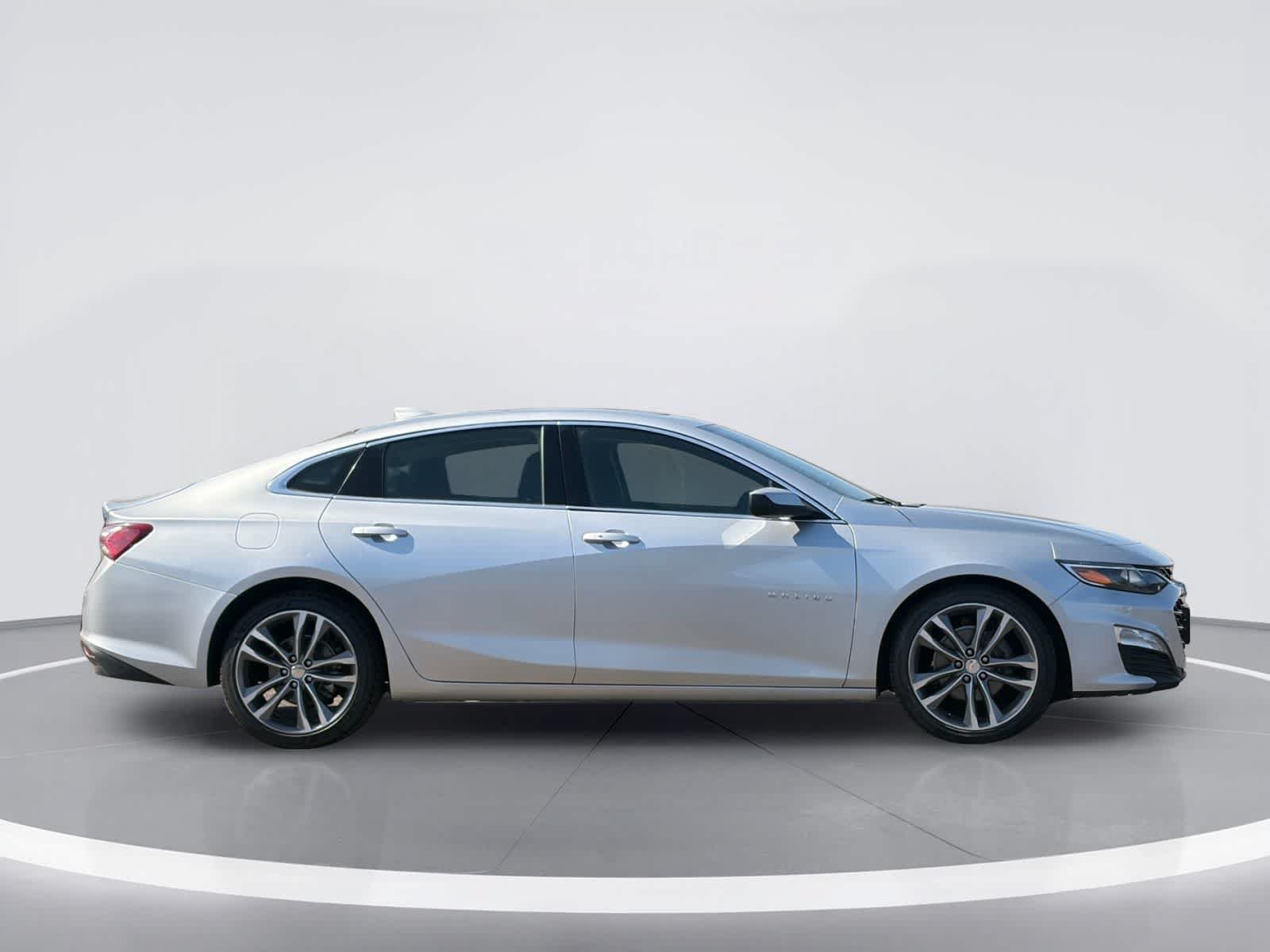 Used 2022 Chevrolet Malibu LT FWD image 8