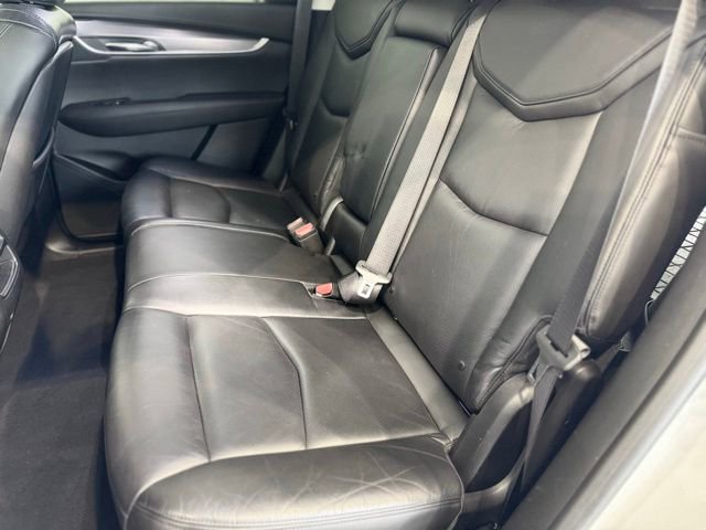 Used 2017 Cadillac XT5 Luxury w/ Driver Awareness Package image 7