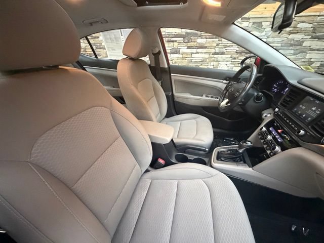 Used 2020 Hyundai Elantra Value Edition FWD image 17