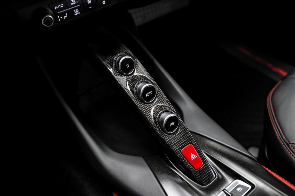 Used 2019 Ferrari 812 Superfast RWD image 28