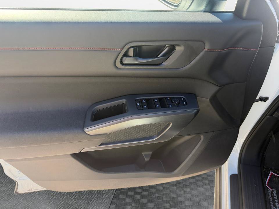New 2026 Nissan Pathfinder Rock Creek AWD/4WD image 32