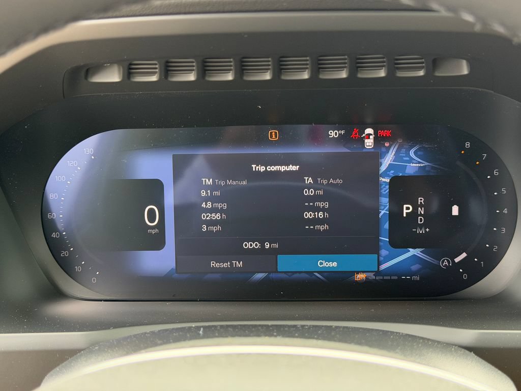 New 2026 Volvo XC90 B6 Plus w/ Protection Package Premier AWD/4WD image 21
