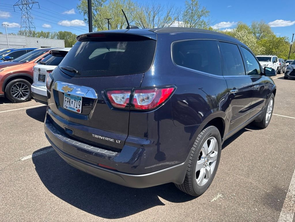 Used 2016 Chevrolet Traverse LT w/ Style and Technology Package AWD/4WD image 10