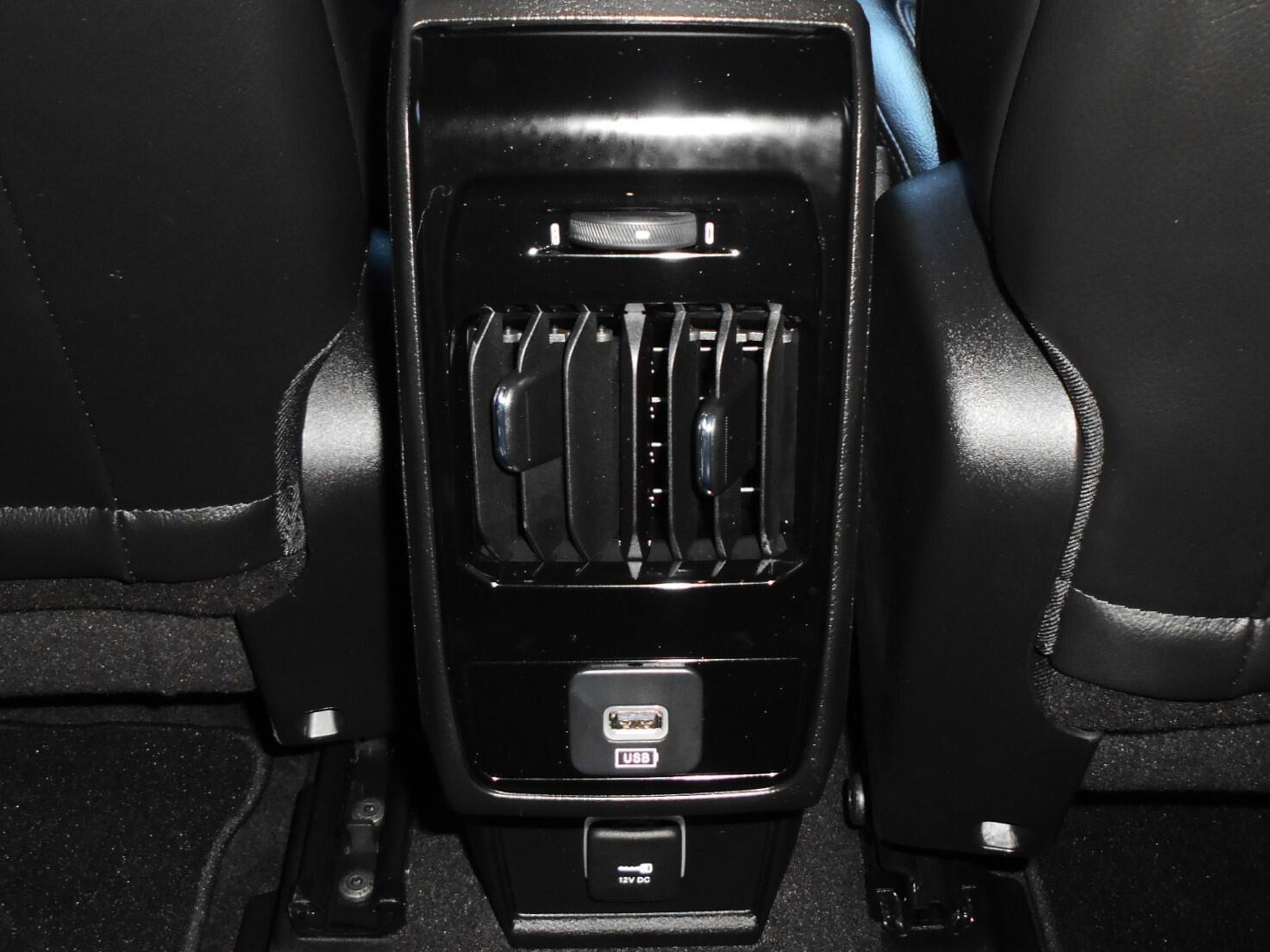 Certified 2023 Jeep Compass Limited AWD/4WD image 18
