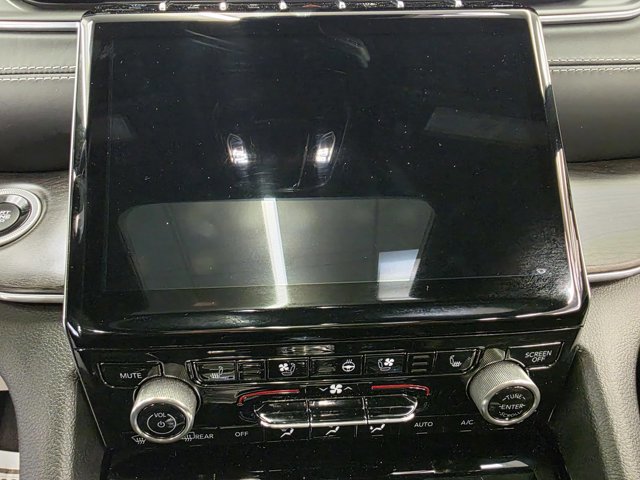 Used 2022 Jeep Grand Cherokee Overland w/ Luxury Tech Group IV image 7