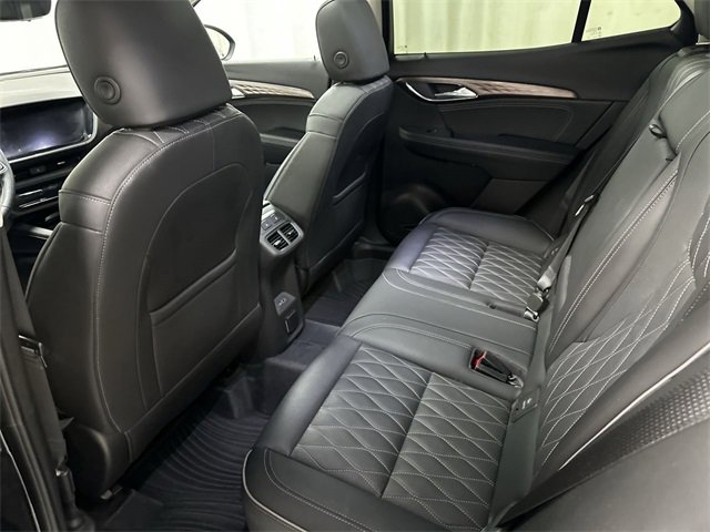 Used 2023 Buick Envision Avenir image 14