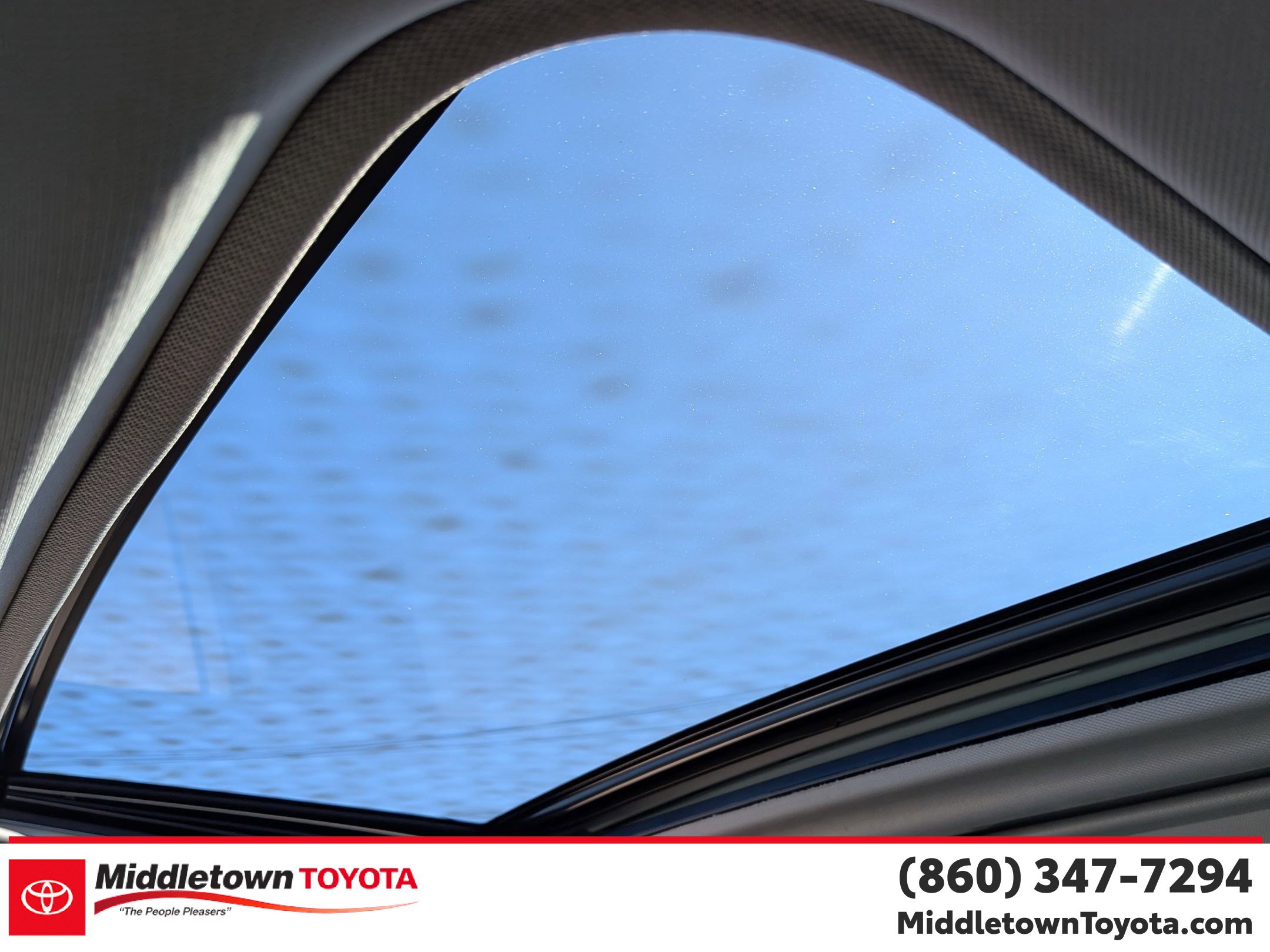 Used 2019 Toyota RAV4 Limited w/ Limited Grade Weather Package AWD/4WD image 29