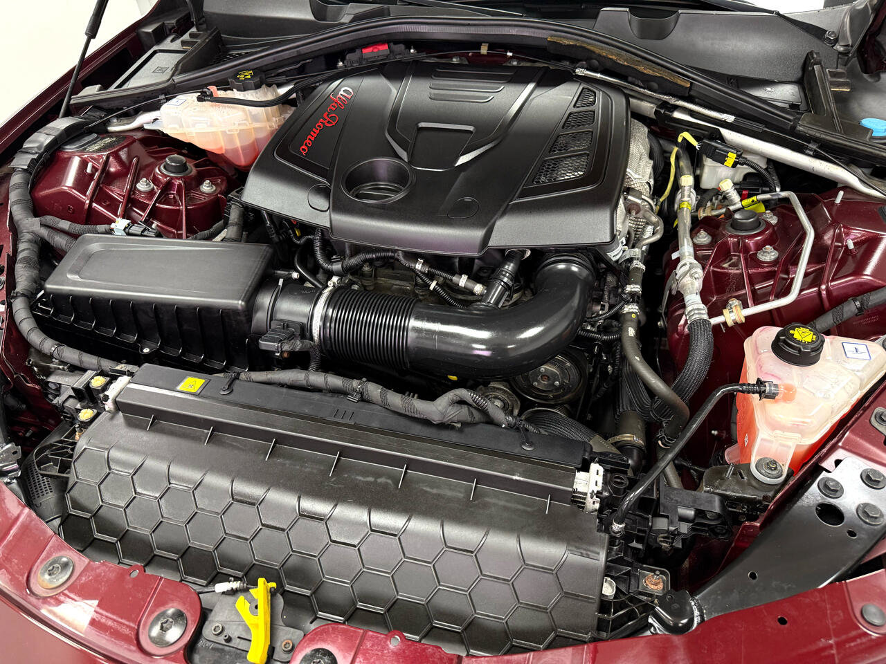 Used 2018 Alfa Romeo Giulia AWD image 36