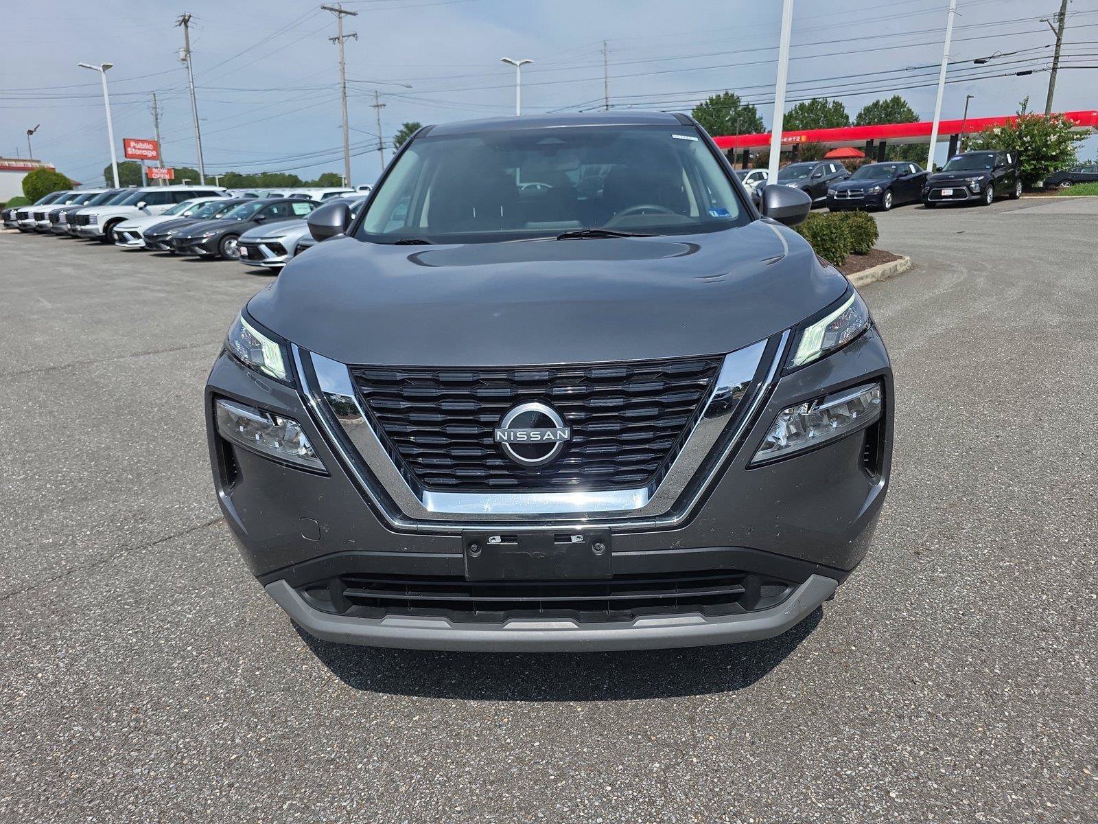 Used 2023 Nissan Rogue SV AWD/4WD image 11