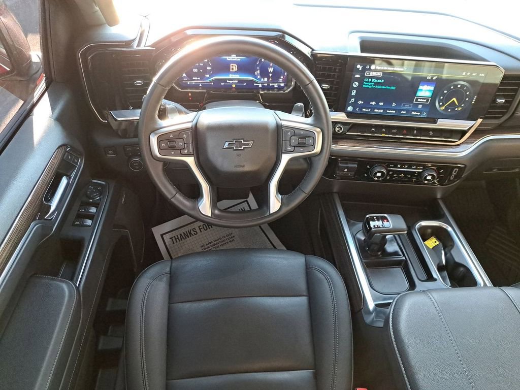 Used 2025 Chevrolet Silverado 1500 LT Trail Boss w/ Convenience Package II image 16