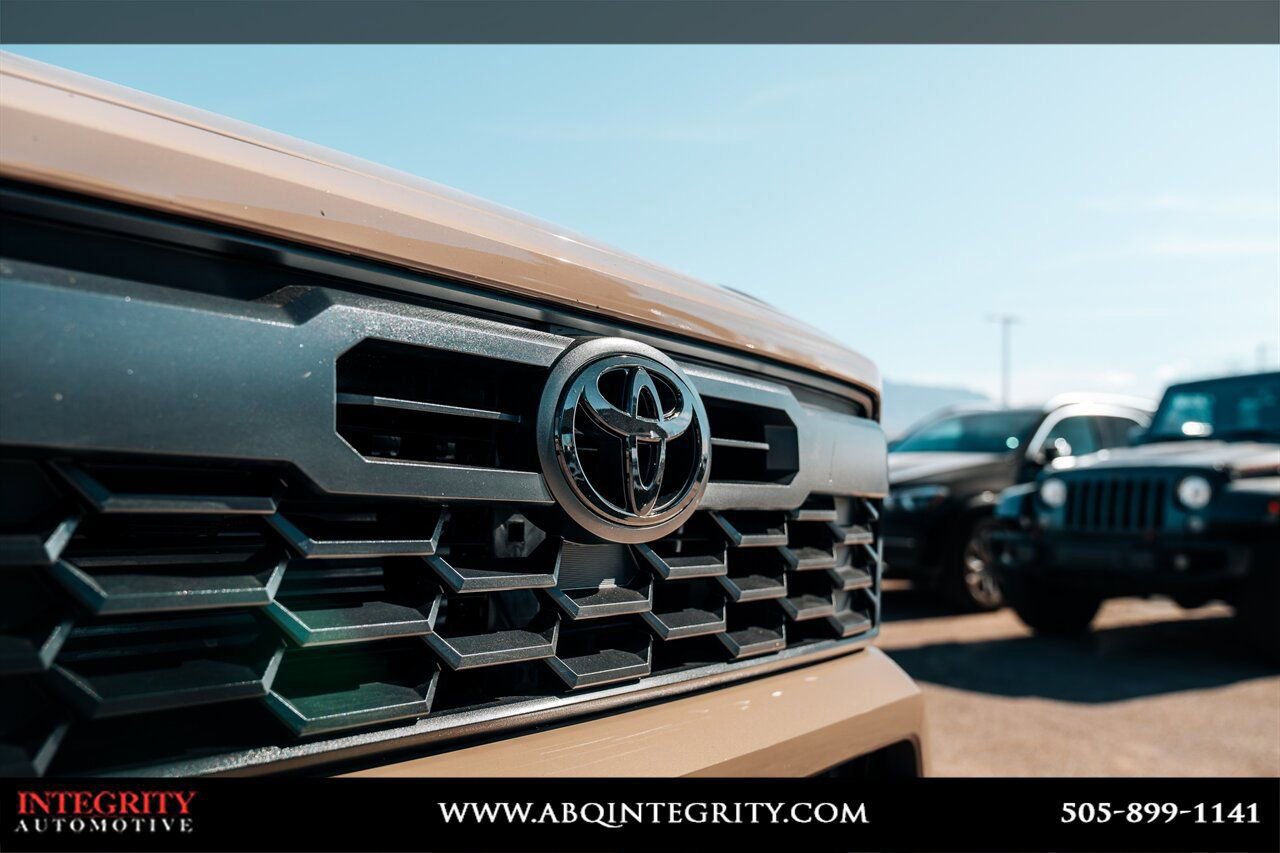 Used 2026 Toyota Tacoma TRD Off-Road image 10