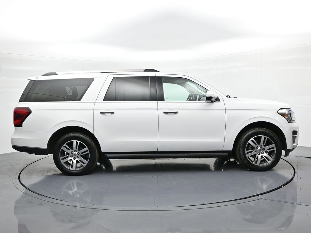 Used 2024 Ford Expedition Max Limited AWD/4WD image 5
