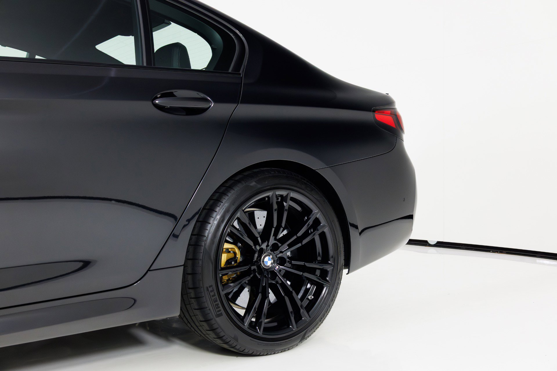 Used 2023 BMW M5 w/ Executive Package image 63