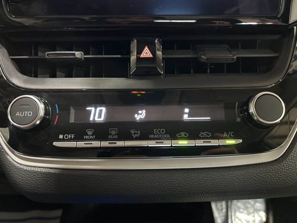 Used 2024 Toyota Corolla LE FWD image 26