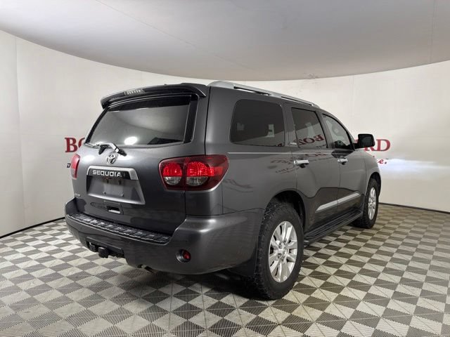 Used 2022 Toyota Sequoia Platinum AWD/4WD image 8