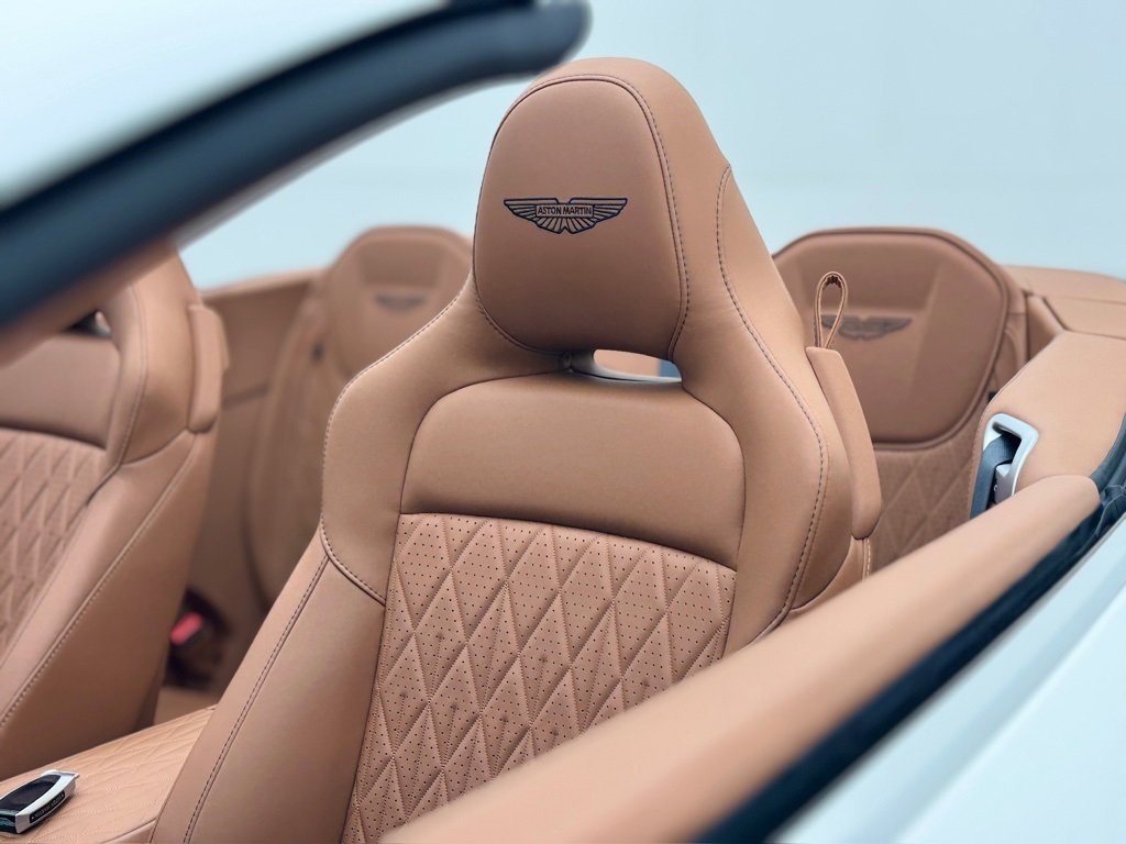 New 2025 Aston Martin DB12 Convertible image 40