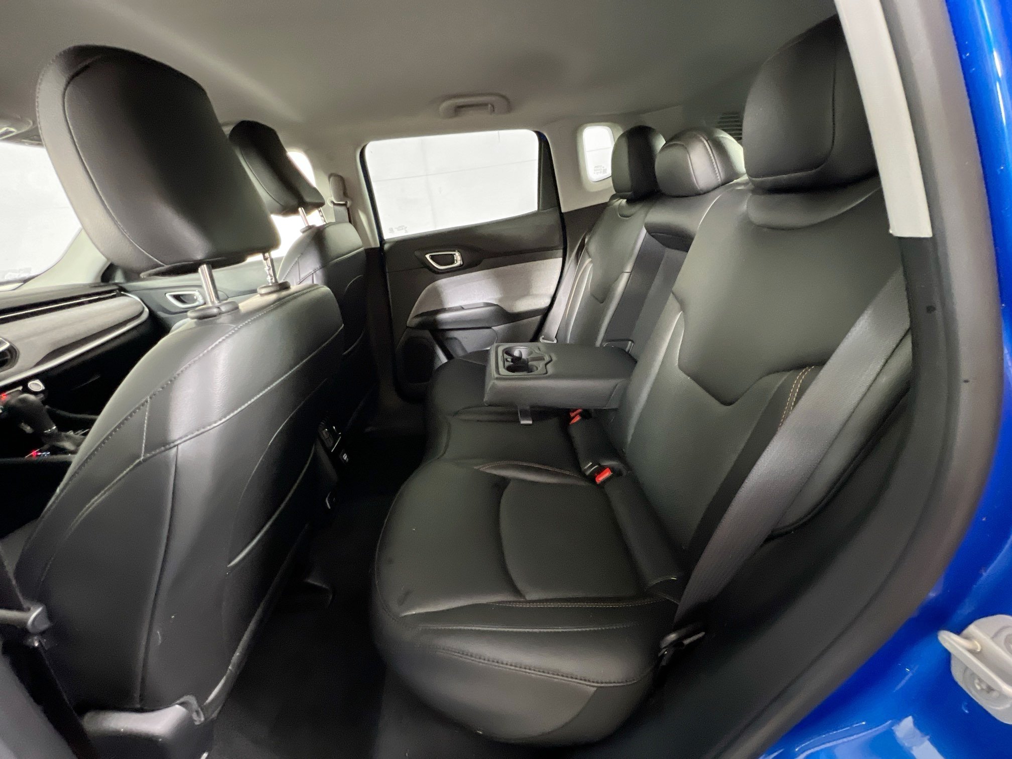Used 2022 Jeep Compass Latitude AWD/4WD image 23