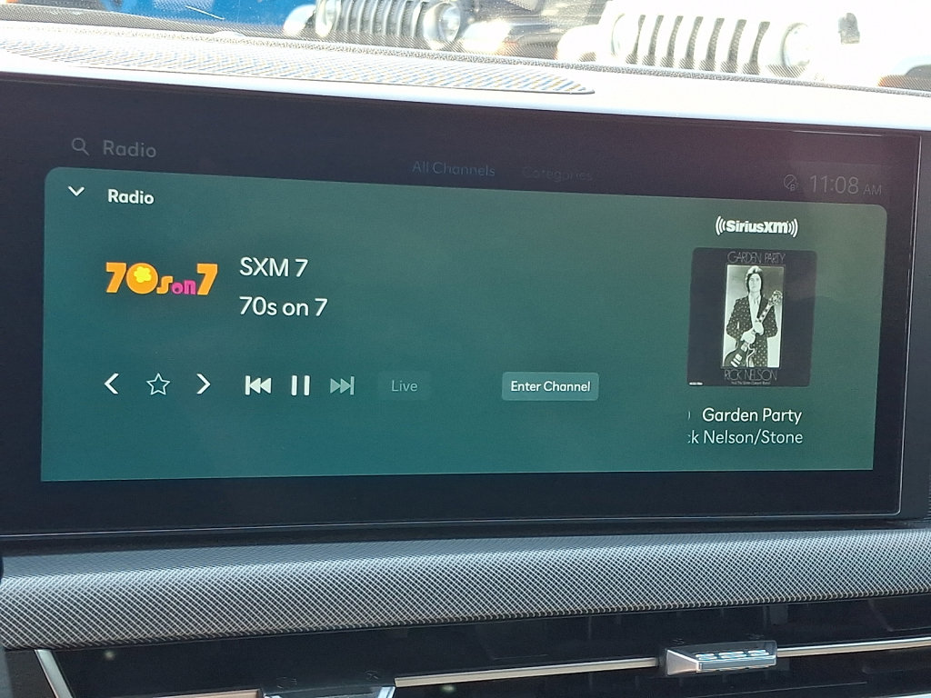 Used 2025 Hyundai Sonata SEL FWD image 29