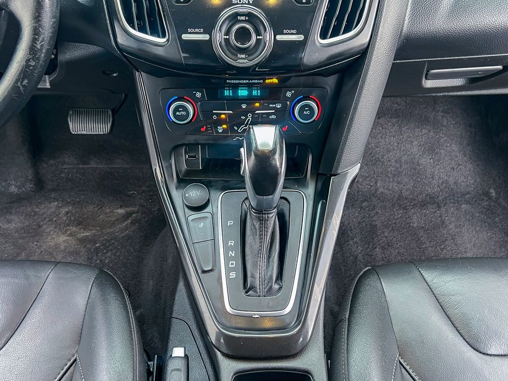 Used 2018 Ford Focus Titanium image 24