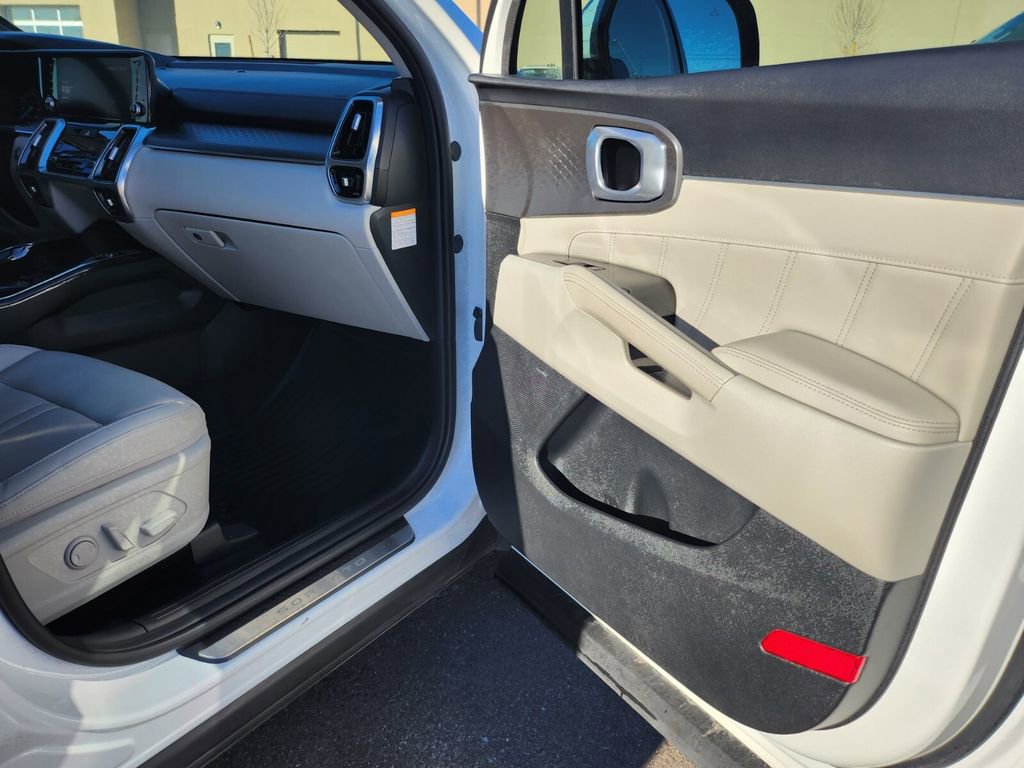 Used 2024 Kia Sorento SX Prestige image 26