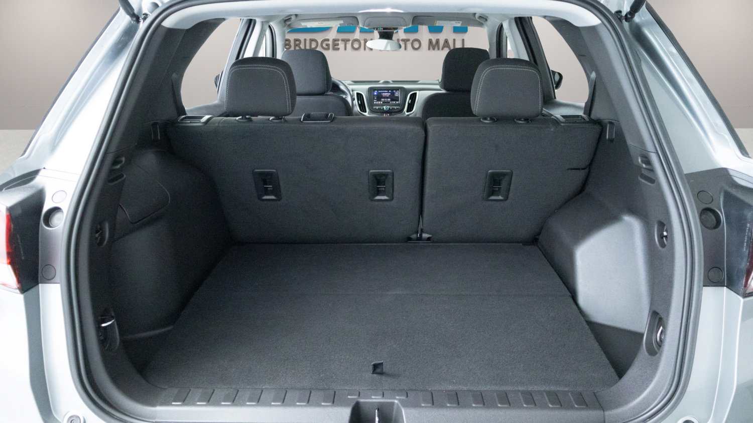Used 2024 Chevrolet Equinox LS FWD image 30