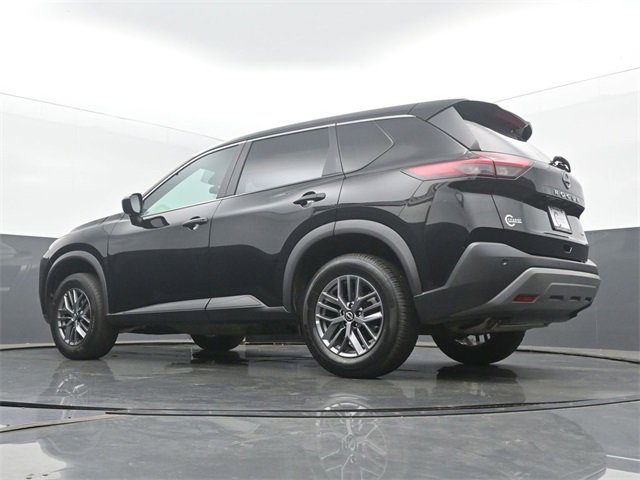 Used 2023 Nissan Rogue S image 48